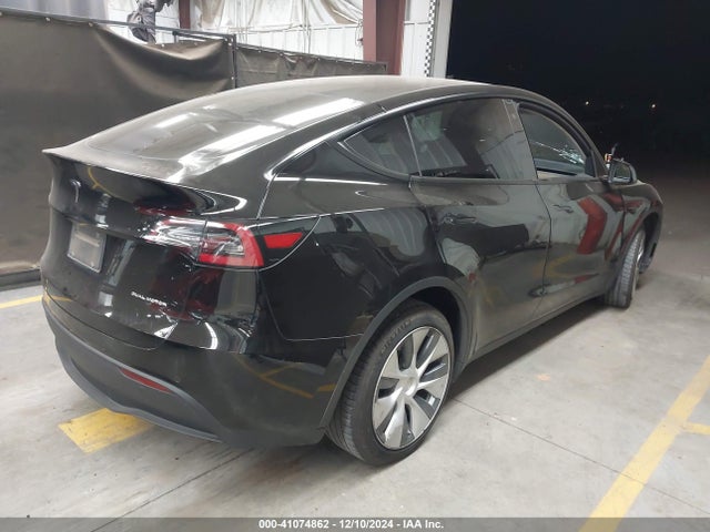 2020 TESLA MODEL Y 5YJYGDEE0LF017476 Photo 3