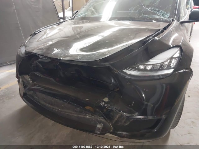 2020 TESLA MODEL Y 5YJYGDEE0LF017476 Photo 5