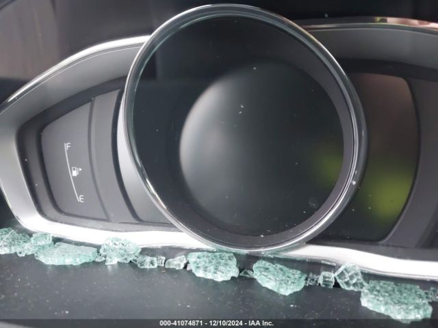 YV1612SB0F1187318 Volvo V60 T5 Premier