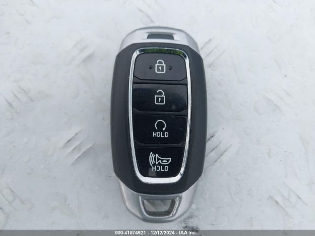 KMHRC8A39MU116393 Hyundai Venue Denim