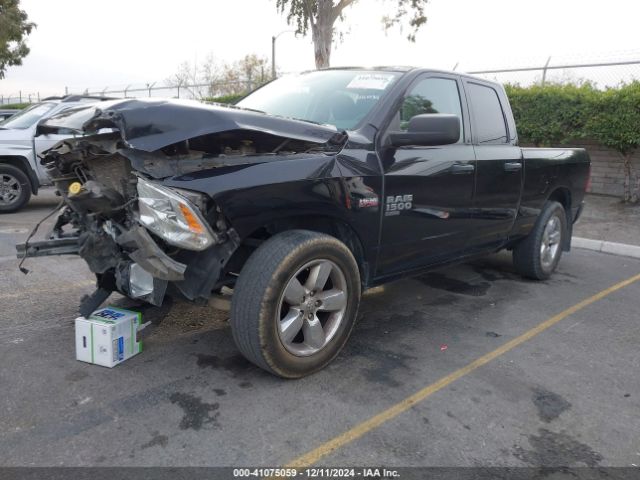 1C6RR6FT3KS545741 RAM 1500 Classic Express  4x2 6'4 Box