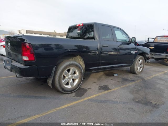 1C6RR6FT3KS545741 RAM 1500 Classic Express  4x2 6'4 Box