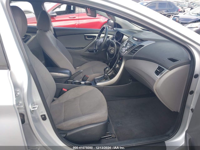 Hyundai ELANTRA SE 2016 5NPDH4AE4GH692482 Image 5