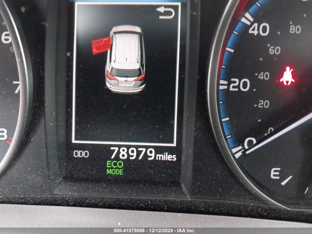JTMWFREV7JJ730811 Toyota Rav4 Xle