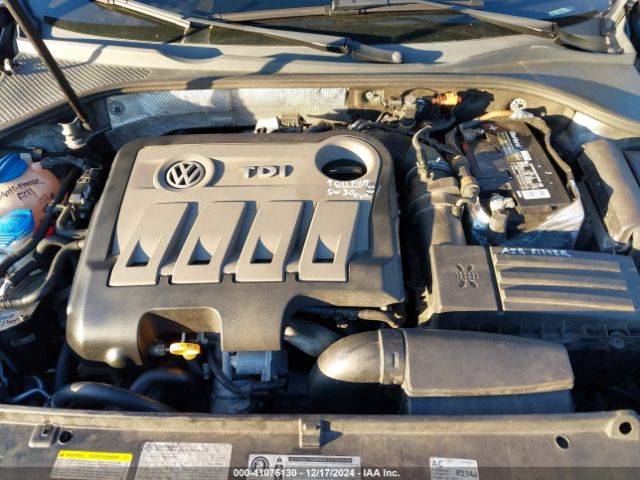 1VWBN7A37EC091475 Volkswagen Passat 2.0l Tdi Se