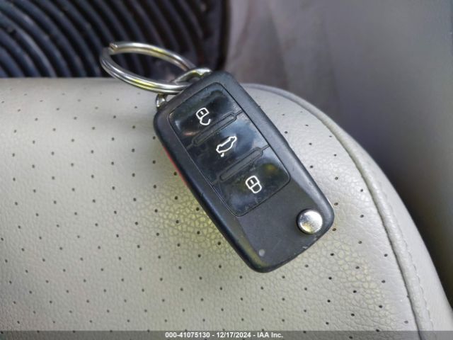 1VWBN7A37EC091475 Volkswagen Passat 2.0l Tdi Se