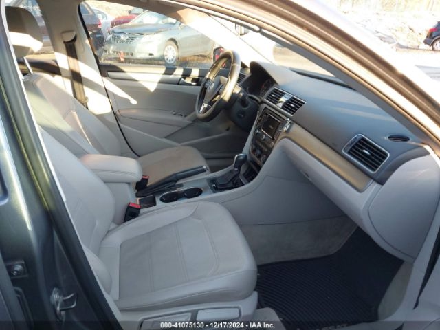 1VWBN7A37EC091475 Volkswagen Passat 2.0l Tdi Se