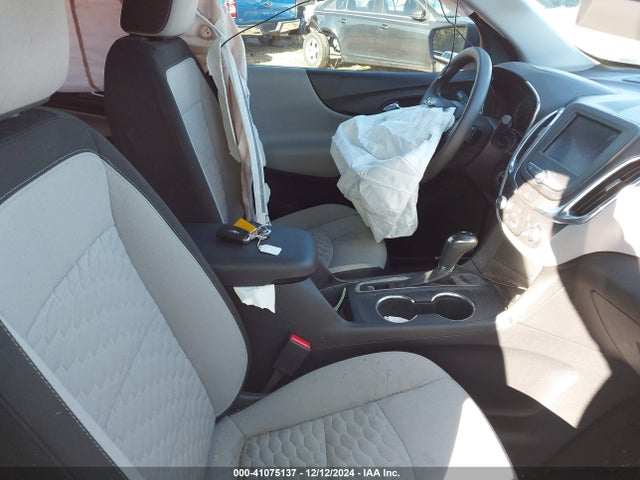 3GNAXHEV9LS677829 Chevrolet Equinox Fwd Ls
