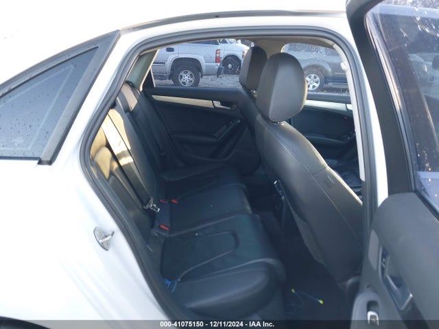 WAUFFAFL5FN028384 Audi A4 2.0t Premium