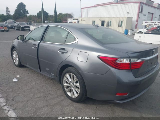 JTHBW1GG7E2039873 Lexus ES 300H