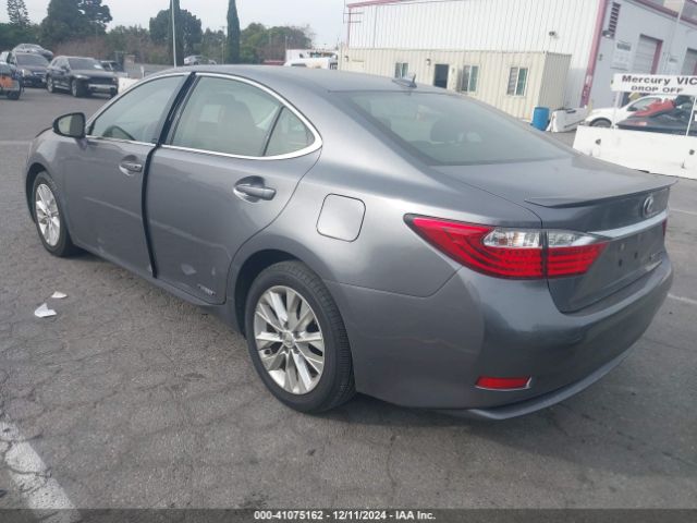 JTHBW1GG7E2039873 Lexus ES 300H
