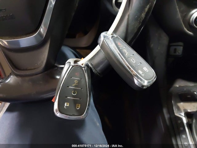 Chevrolet EQUINOX LT 2018 2GNAXSEV0J6264495 Image 11