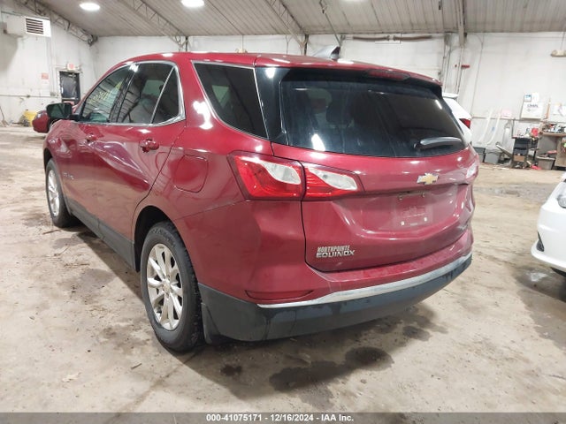 Chevrolet EQUINOX LT 2018 2GNAXSEV0J6264495 Image 3