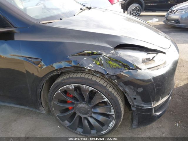 7SAYGDEF6NF404578 Tesla Model Y Performance Dual Motor All-wheel Drive