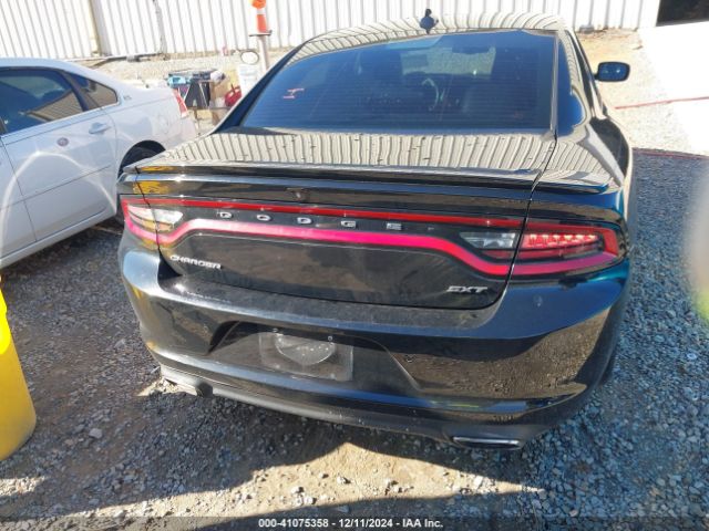 2C3CDXHG8FH754333 Dodge Charger Sxt