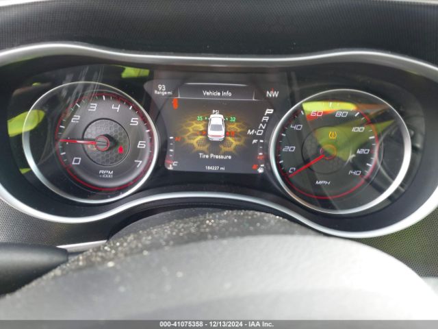 2C3CDXHG8FH754333 Dodge Charger Sxt
