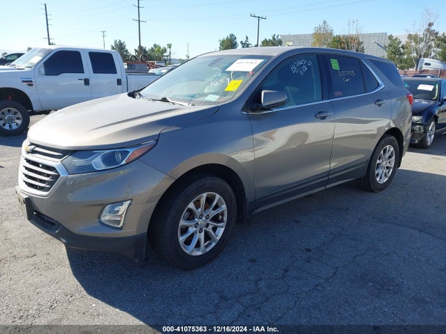 Chevrolet EQUINOX LT 2018 3GNAXSEV2JL122337 Image 2