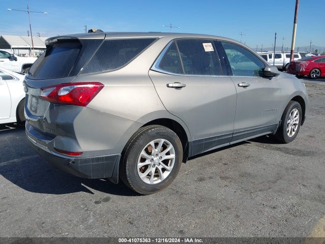 Chevrolet EQUINOX LT 2018 3GNAXSEV2JL122337 Image 4