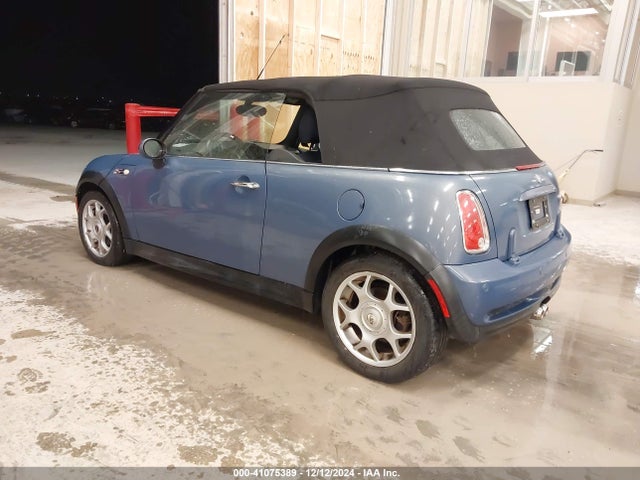2006 MINI COOPER S WMWRH335X6TJ42823 Photo 2