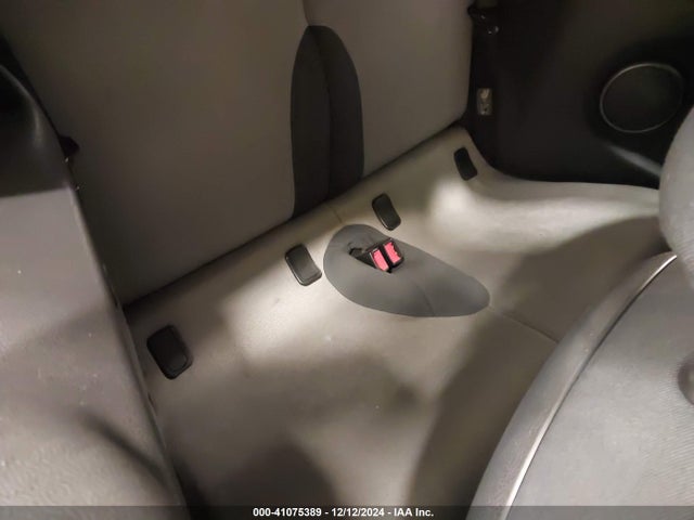 2006 MINI COOPER S WMWRH335X6TJ42823 Photo 7