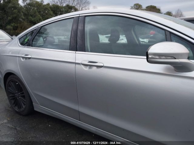 3FA6P0H98GR129421 Ford FUSION SE