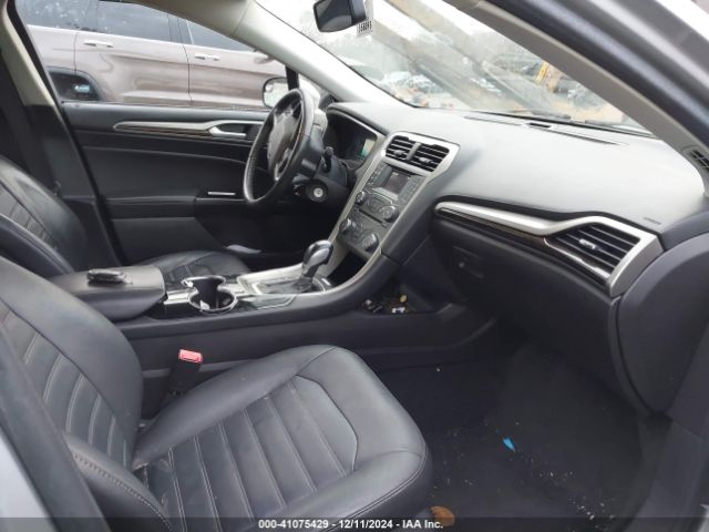 3FA6P0H98GR129421 Ford FUSION SE