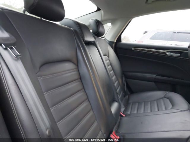 3FA6P0H98GR129421 Ford FUSION SE