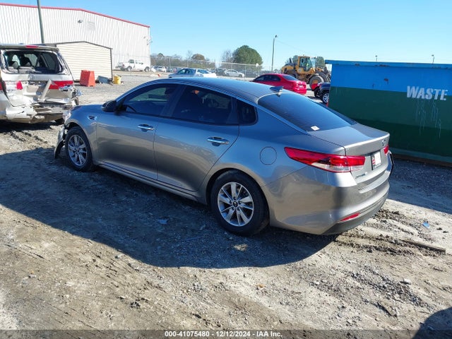 2018 Kia Optima Lx მანქანა იყიდება აუქციონზე, vin: 5XXGT4L36JG224215, აუქციონის ნომერი: 41075480