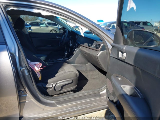 2018 Kia Optima Lx მანქანა იყიდება აუქციონზე, vin: 5XXGT4L36JG224215, აუქციონის ნომერი: 41075480