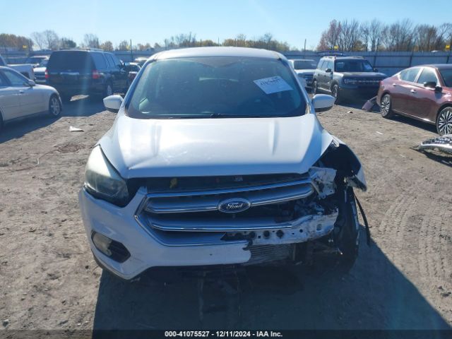 1FMCU9G94HUA95642 Ford ESCAPE SE