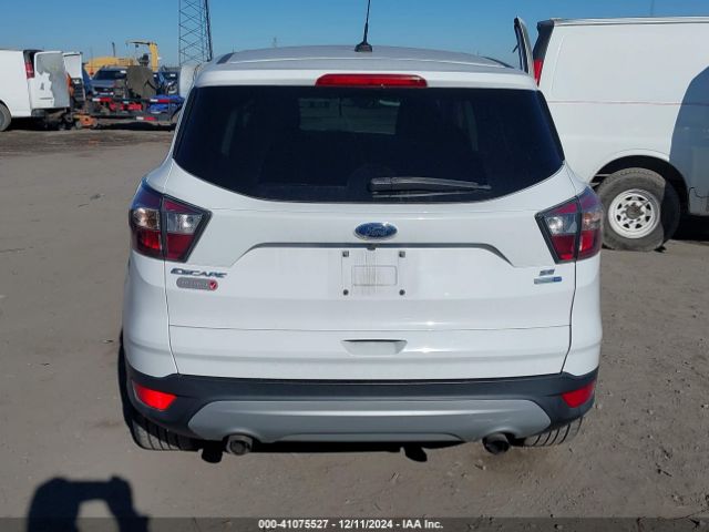 1FMCU9G94HUA95642 Ford ESCAPE SE