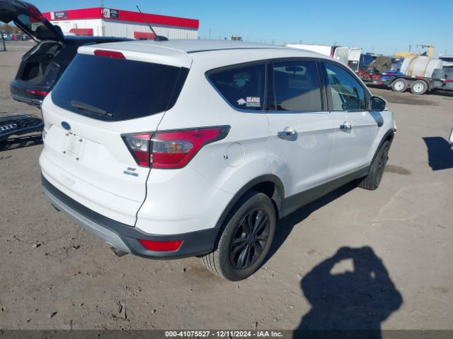 1FMCU9G94HUA95642 Ford ESCAPE SE