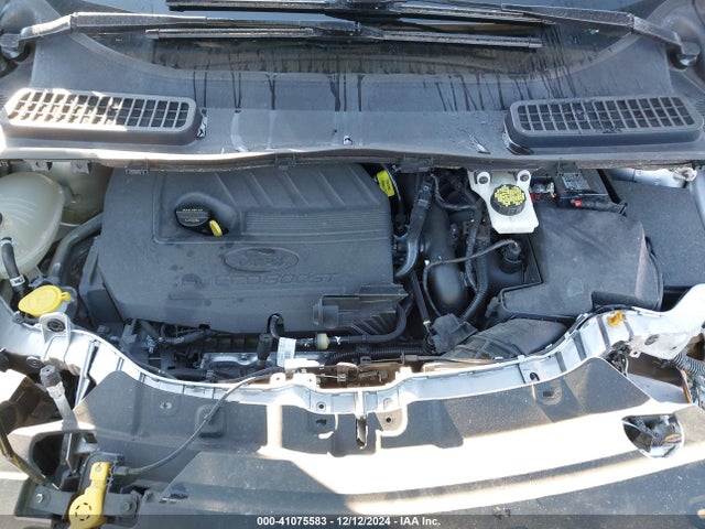 Ford ESCAPE SE 2017 1FMCU9GD9HUB65639 Image 10