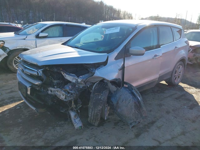 Ford ESCAPE SE 2017 1FMCU9GD9HUB65639 Image 2