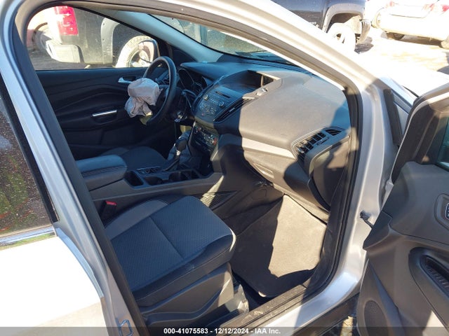 Ford ESCAPE SE 2017 1FMCU9GD9HUB65639 Image 5