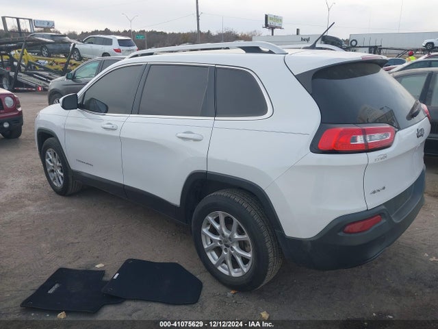 Jeep Cherokee Latitude 2015 1C4PJMCB8FW746010 Image 3