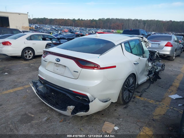 KIA Stinger Premium 2018 KNAE25LA7J6015575 Image 4