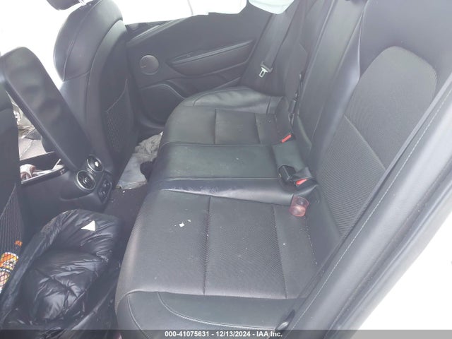 KIA Stinger Premium 2018 KNAE25LA7J6015575 Image 8