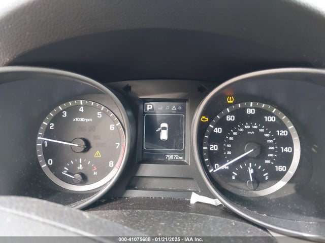5NMZUDLB4HH008579 Hyundai Santa Fe Sport 2.4l