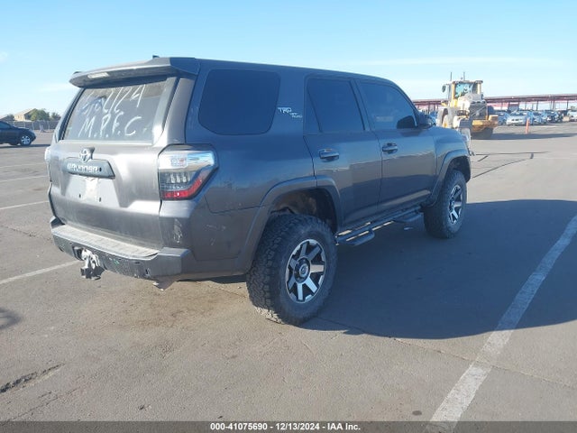 JTEBU5JR8J5512452 Toyota 4runner Trd Off Road
