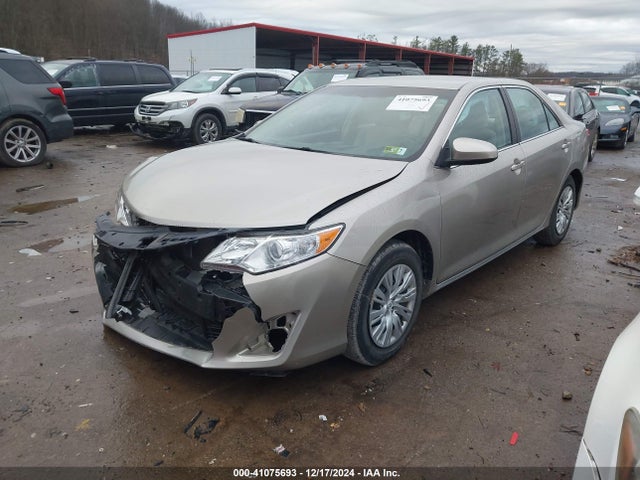 Toyota CAMRY LE 2014 4T4BF1FK2ER424688 Image 2
