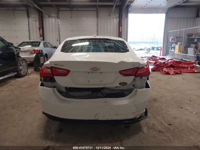 1G1ZD5ST0JF242391 Chevrolet MALIBU LT