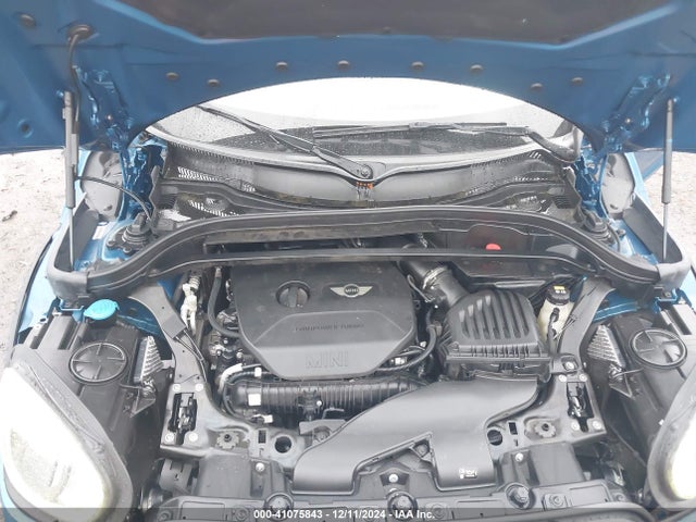 2017 MINI COUNTRYMAN WMZYT3C39H3D99067 Photo 9