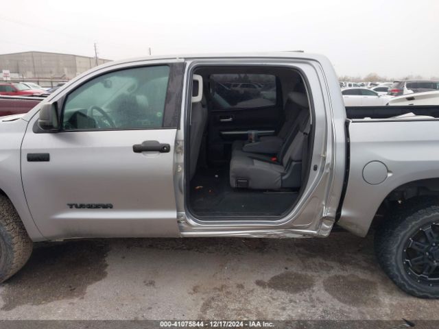 5TFDW5F10GX572667 Toyota Tundra Sr5 5.7l V8