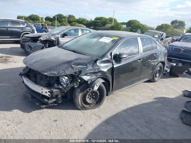 5YFEPMAE9NP334432 Toyota COROLLA LE