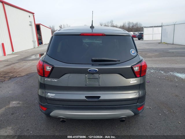 Ford ESCAPE SE 2019 1FMCU0GD8KUC35554 Image 17