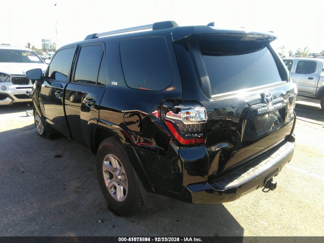 Toyota 4RUNNER SR5 2021 JTEEU5JRXM5239936 Image 3