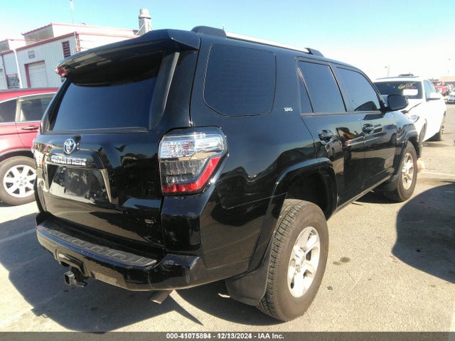 Toyota 4RUNNER SR5 2021 JTEEU5JRXM5239936 Image 4
