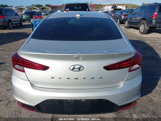 Hyundai ELANTRA SEL 2020 5NPD84LF6LH507008 Image 15
