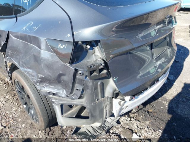 5YJYGDEE1LF009211 Tesla Model Y